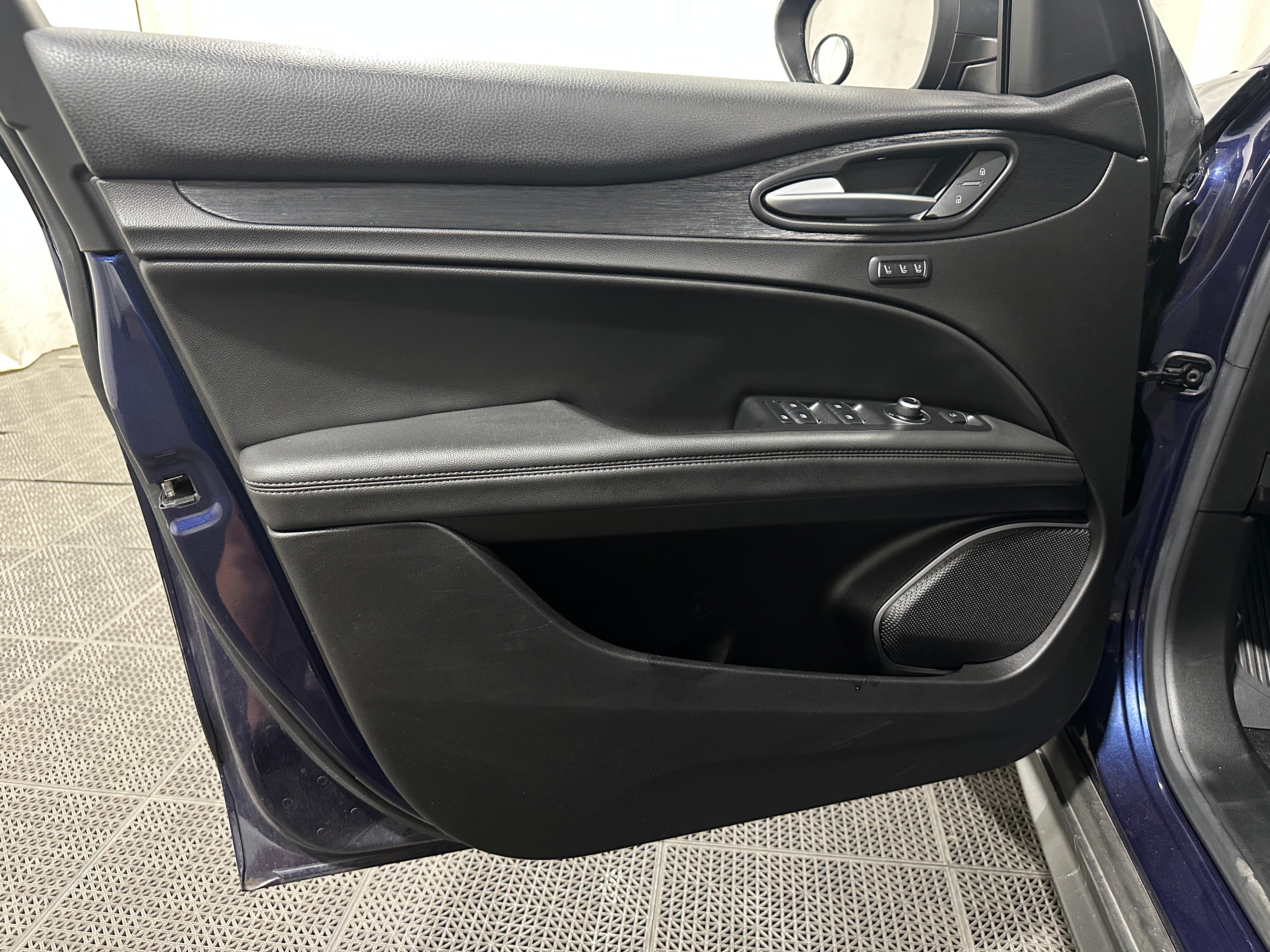 alfa romeo stelvio 2020 ZASPAJAN9L7C94741 image alfa romeo stelvio 2020 ZASPAJAN9L7C94741 image
